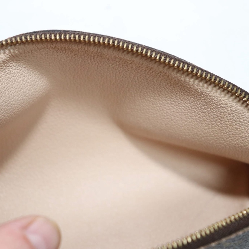 💖 💯 Authentic LOuis Monogram Cosmetic Pouch PM 💖 - Picture 10 of 15